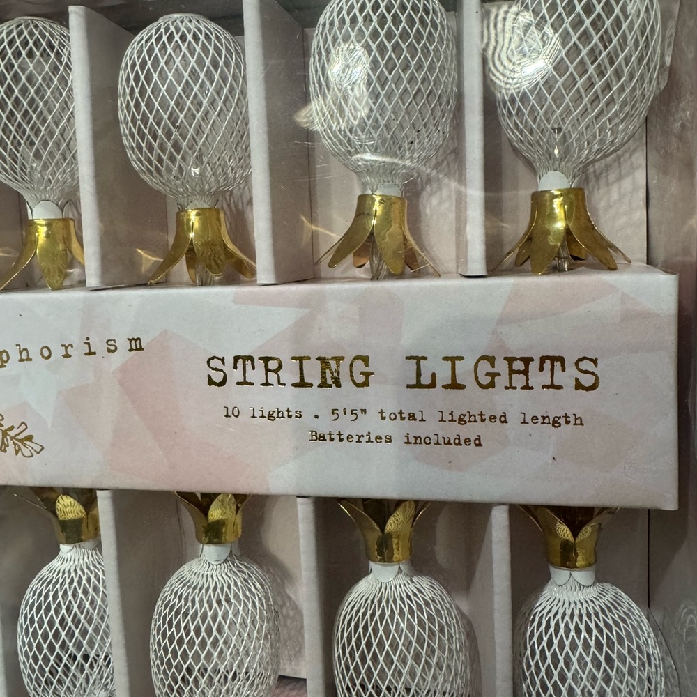 Pineapple string lights - Picture 3 of 4